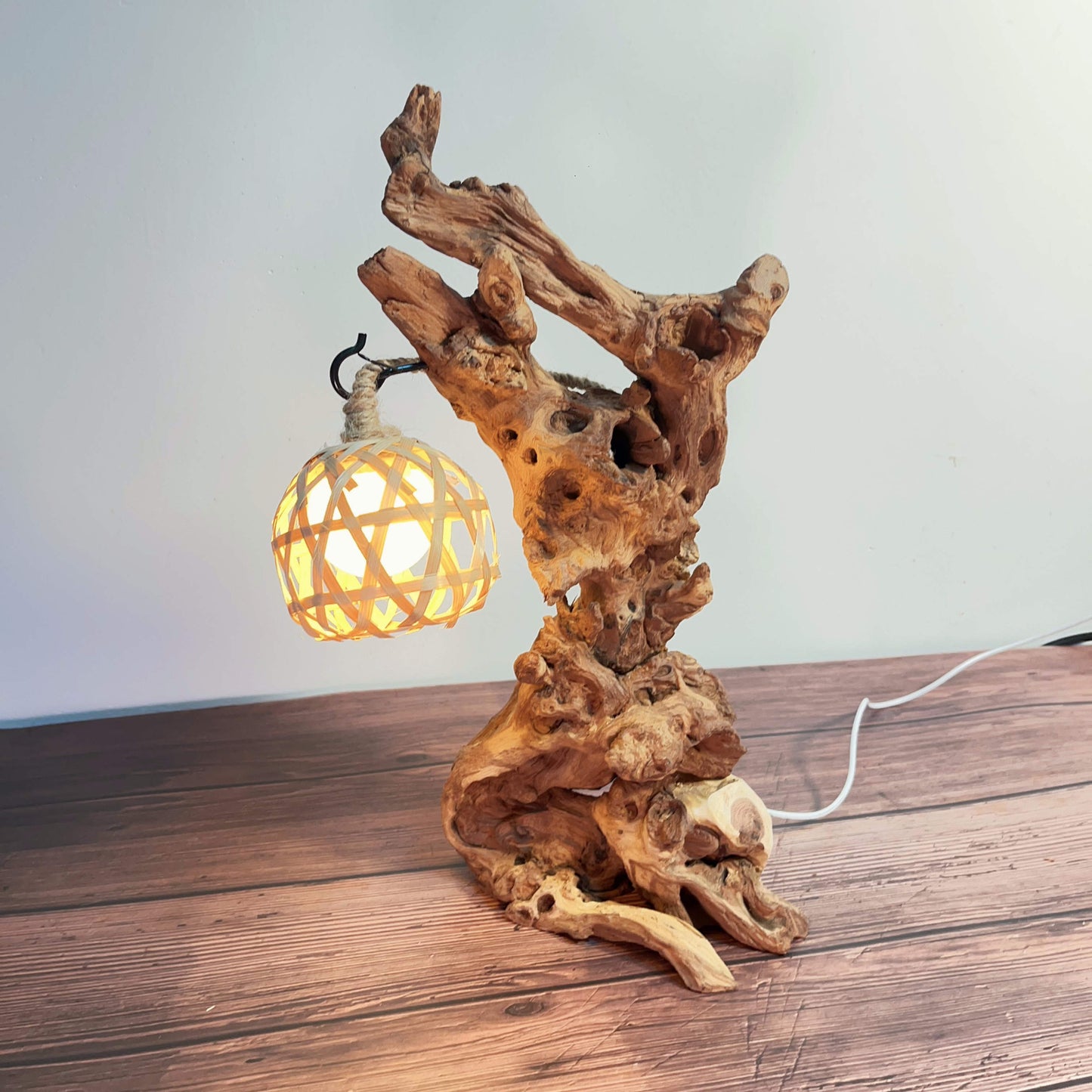 Driftwood Table Lamp,Wooden Night Lamp,Handcrafted Root Lamp
